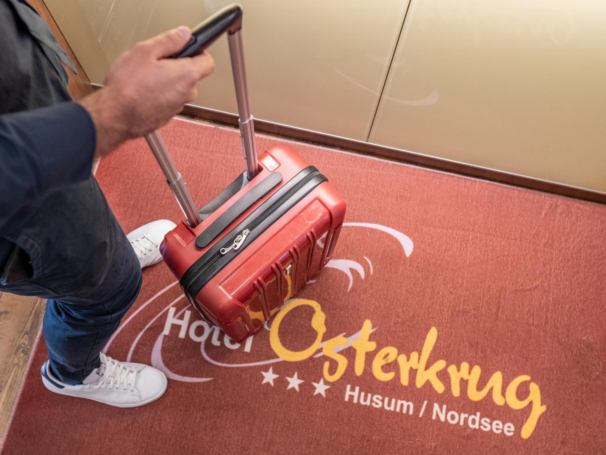 Hotel Osterkrug Хузум Экстерьер фото